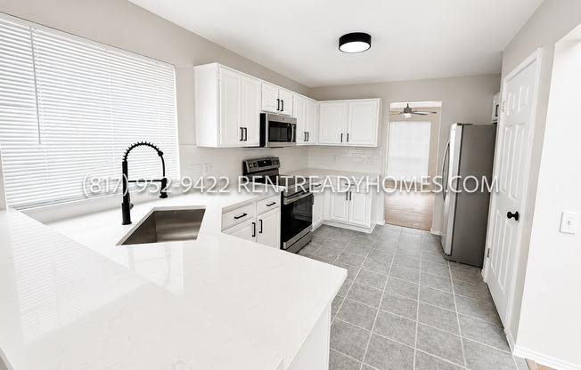3405 Plantation Ln - Pet Friendly 3 Bedroom Rental Home in Houston, TX with Quartz Countertops and Storage Shed