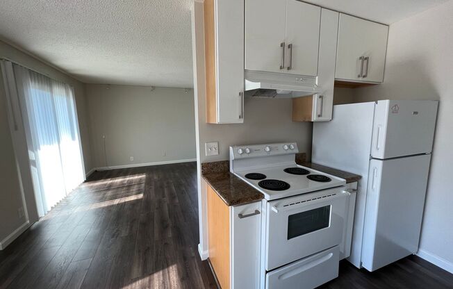 2 beds, 1 bath, 825 sqft, $2,250, Unit 306