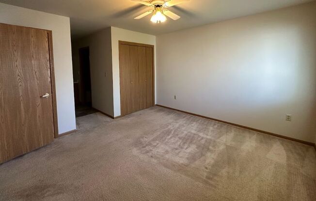 520-558 Athletic Way