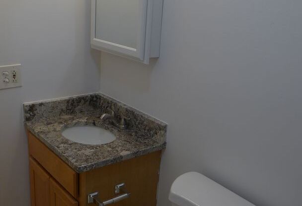 1 bed, 1 bath, 650 sqft, $1,595, Unit 310