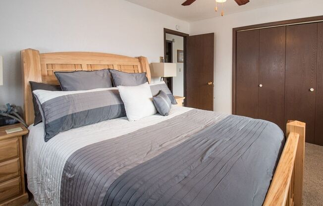 1 bed, 1 bath, 660 sqft, $850, Unit 8-204