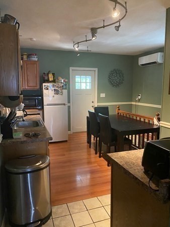 6 PORTER ST