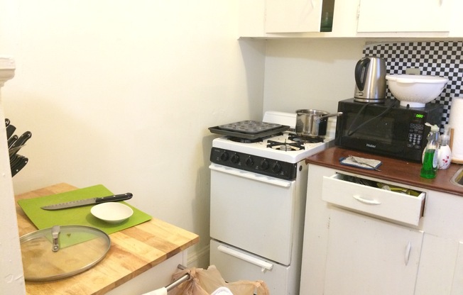 1 bed, 1 bath, 614 sqft, $2,500, Unit 03-007