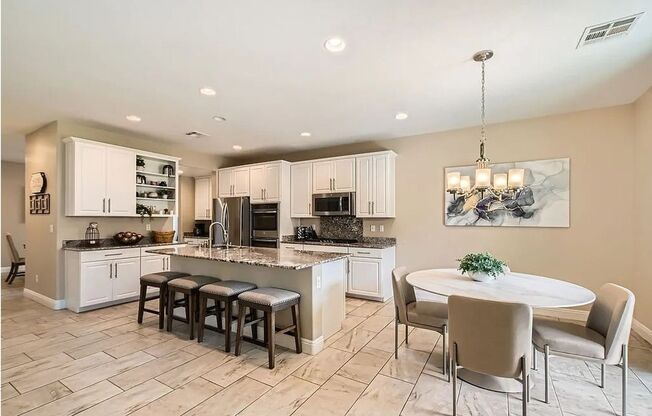 GATED SW STUNNER!