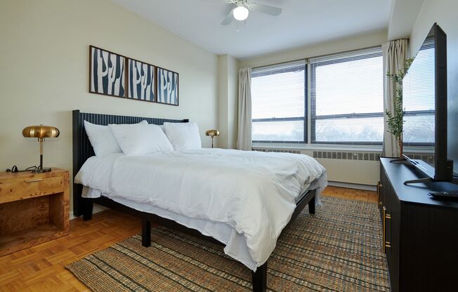 1 bed, 1 bath, 700 sqft, $2,250, Unit 418-0707