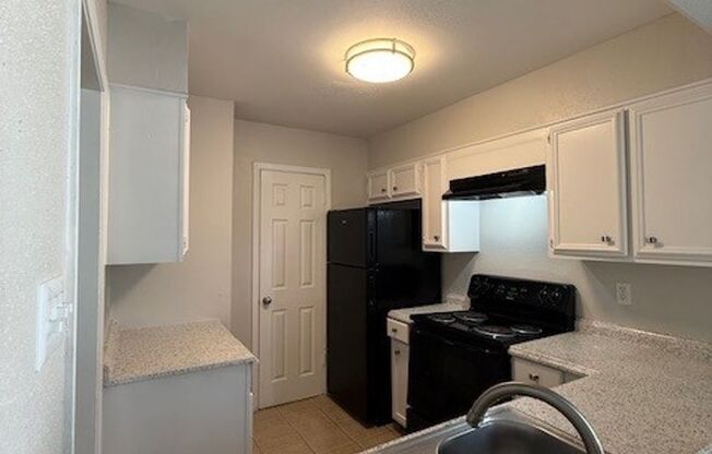 3 beds, 2 baths, 1,256 sqft, $1,500, Unit 09-0907 W/D