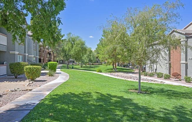2 beds, 2 baths, 1,049 sqft, $2,600