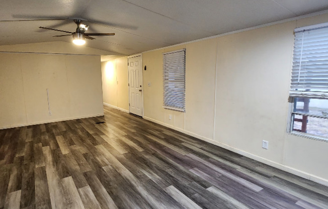 125 CONESTOGA TRL