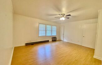 2 beds, 1 bath, $1,300, Unit #3