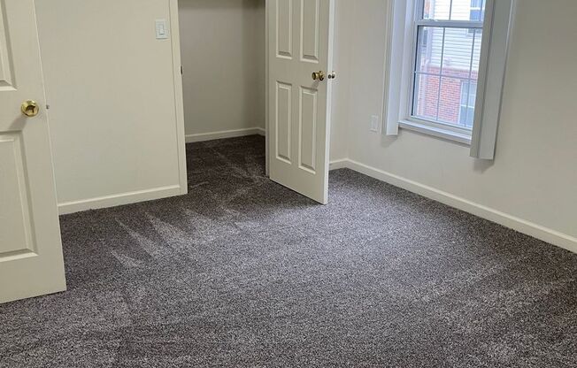 3 beds, 2 baths, 1,360 sqft, $1,489, Unit 30