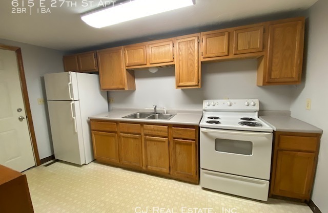 615 E 27 ST