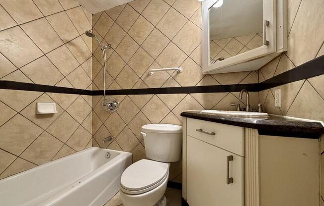 1 bed, 1 bath, 568 sqft, $1,500