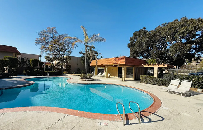 Location! Location! 6831 Alvardo Road Unit #6- Must See!