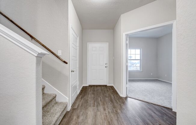Spacious Bella Vista Home with Office and Loft