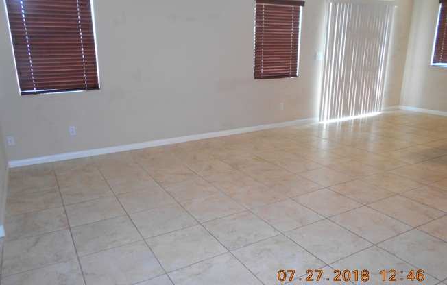 3 beds, 2.5 baths, $1,825