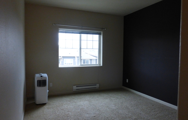 Upper Level Condo w/ Balcony