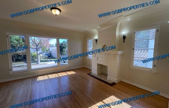 2209 2211 Eucalyptus Ave