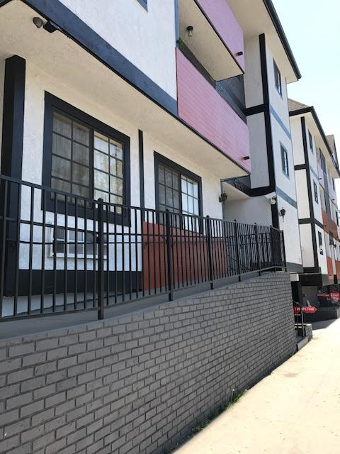 1 bed, 1 bath, 640 sqft, $1,795, Unit 215