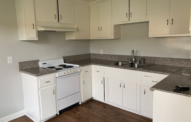 Villa Del Sol Apartments