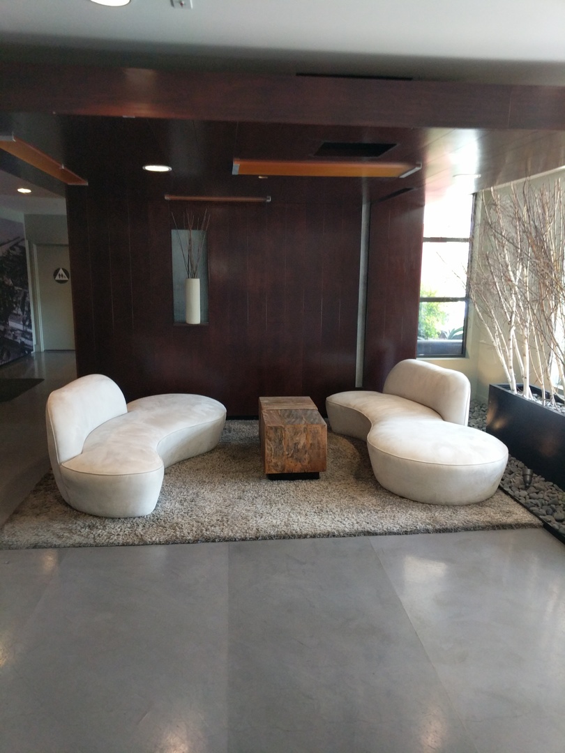 WELCOME HOME IN JACK LONDON SQUARE