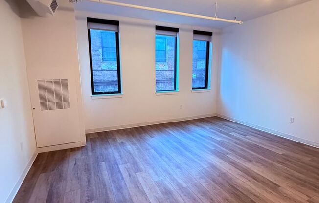 1 bed, 1 bath, 635 sqft, $1,675, Unit Unit 313