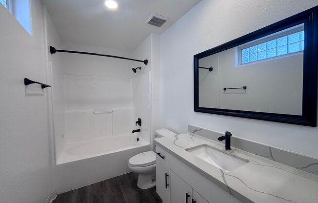 2 beds, 2 baths, 1,069 sqft, $2,998, Unit 209