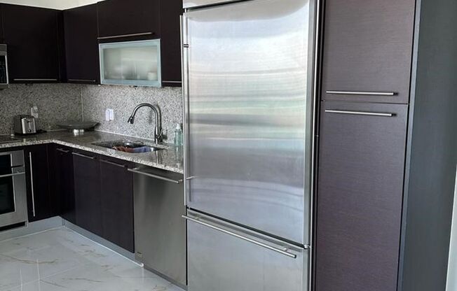 950 Brickell Bay Dr