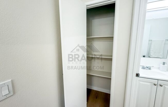 1 bed, 1 bath, 700 sqft, $1,995, Unit 201