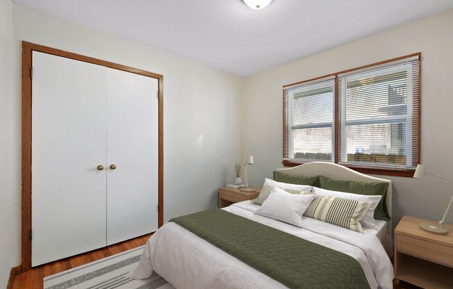 279 - 281 Queen Avenue North