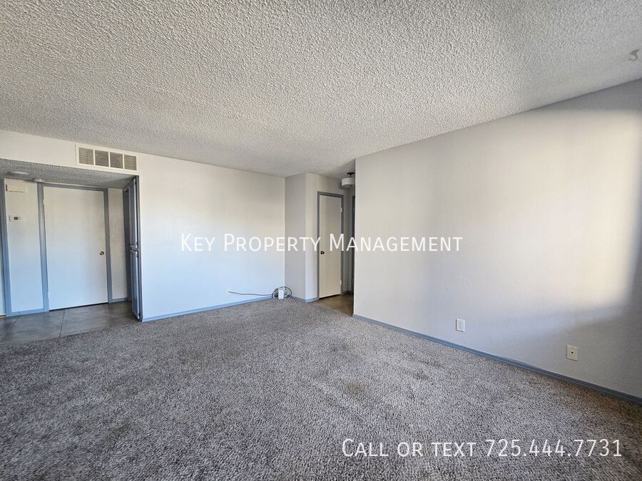3720 SNORKEL CIR