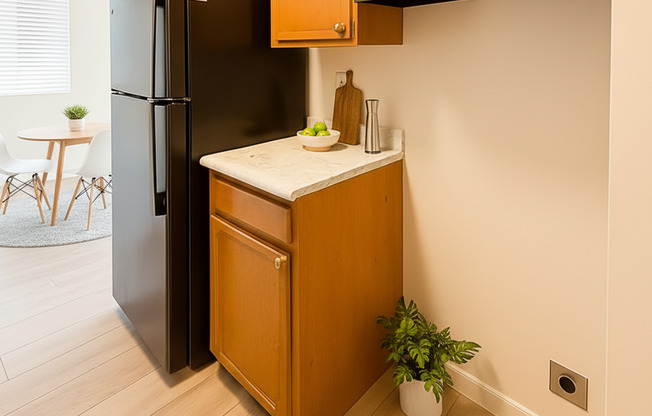 3 beds, 2 baths, 900 sqft, $1,599, Unit Unit 111