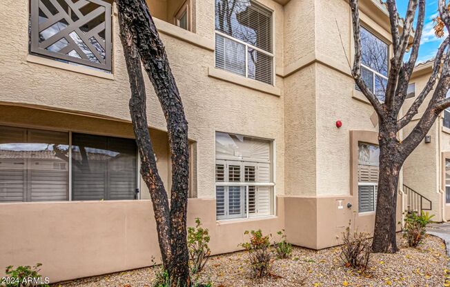 Lovely unit at Mira Vista Condominiums