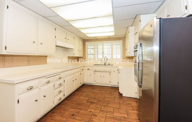 4 Bedroom Pool Home in Raymond Hills Neighborhood