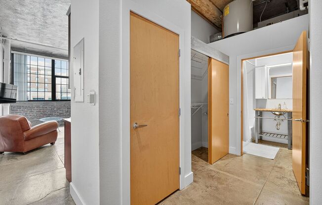 Studio, 1 bath, 610 sqft, $1,345, Unit 110-602