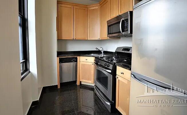 Studio, 1 bath, $3,950, Unit 3M