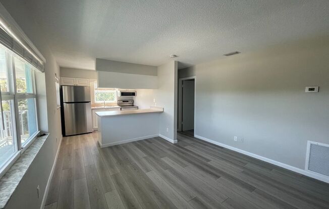 1 bed, 1 bath, 650 sqft, $1,600, Unit Unit 10