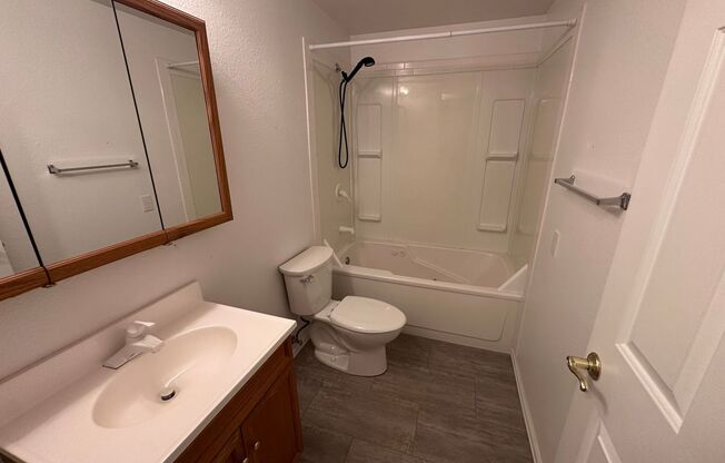 4 beds, 4 baths, $2,145