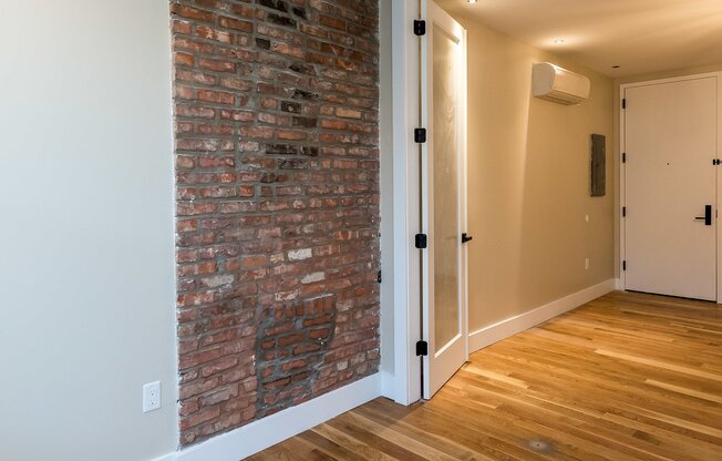 595 MYRTLE AVE