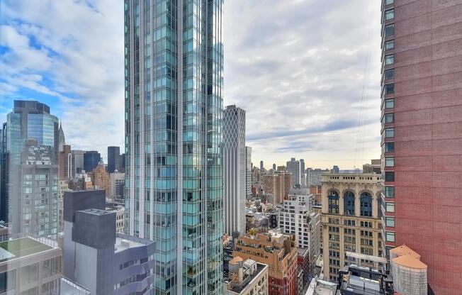 277 5 AVE