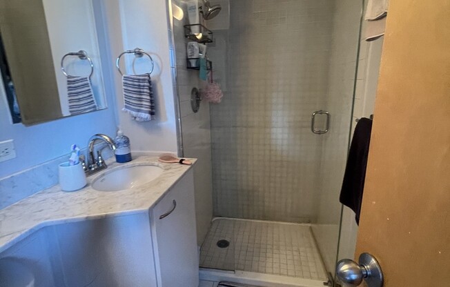 3 beds, 2 baths, 1,500 sqft, $5,100, Unit 7H