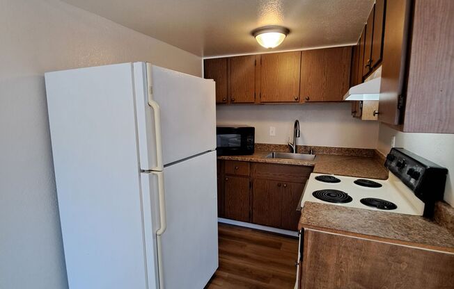 4708 Thunderbolt Avenue