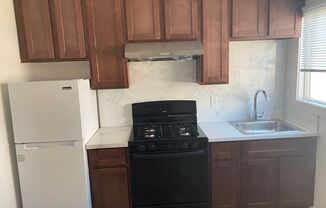 1 bed, 1 bath, 500 sqft, $1,250, Unit 2004 27th Ave - Unit 4