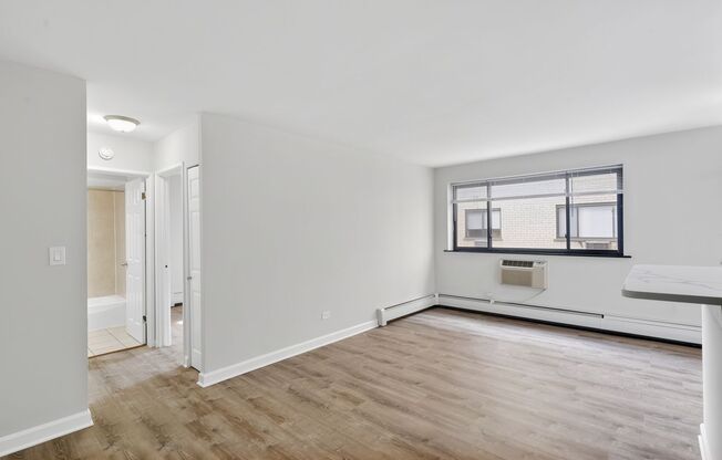 1 bed, 1 bath, 492 sqft, $1,775, Unit 230