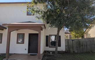 Royal Ridge Townhome!!