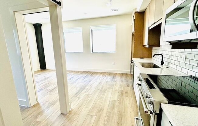 1 bed, 1 bath, $1,750, Unit # 101