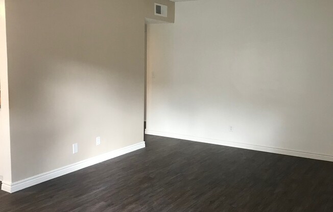 1 bed, 1 bath, 730 sqft, $2,095, Unit 20