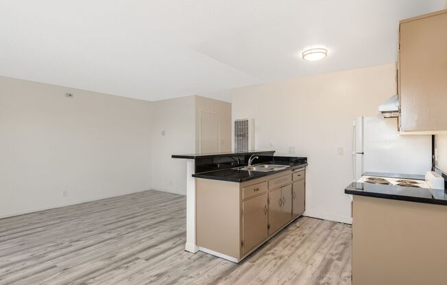 2167 Otis Dr #104 - 1 bedroom | 1 bath | Lower unit