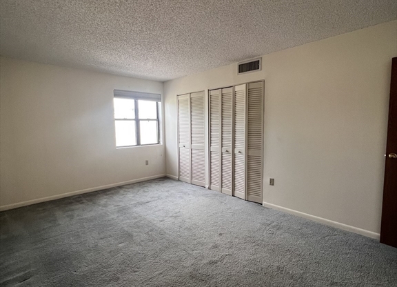 2 beds, 2 baths, 1,121 sqft, $3,400, Unit 301