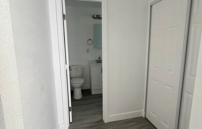 Studio, 1 bath, $1,395, Unit 6