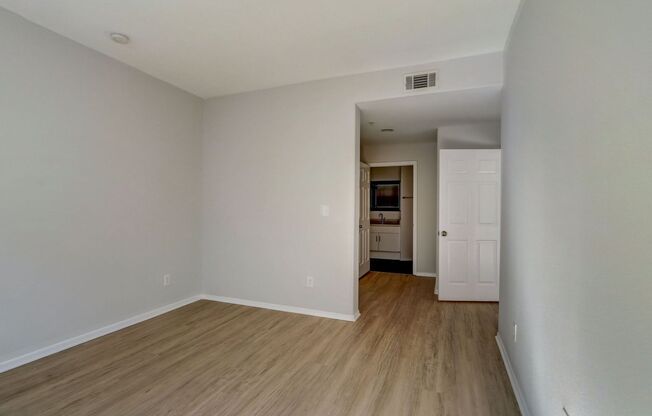 1 bed, 1 bath, 774 sqft, $2,848, Unit 114